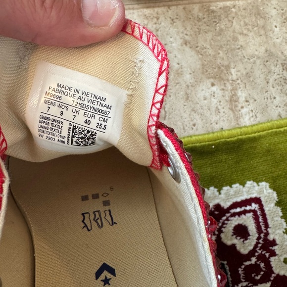 Bejeweled Converse - Picture 4 of 7